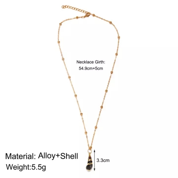 Gold Seashell Necklace - Picture 3 of 4